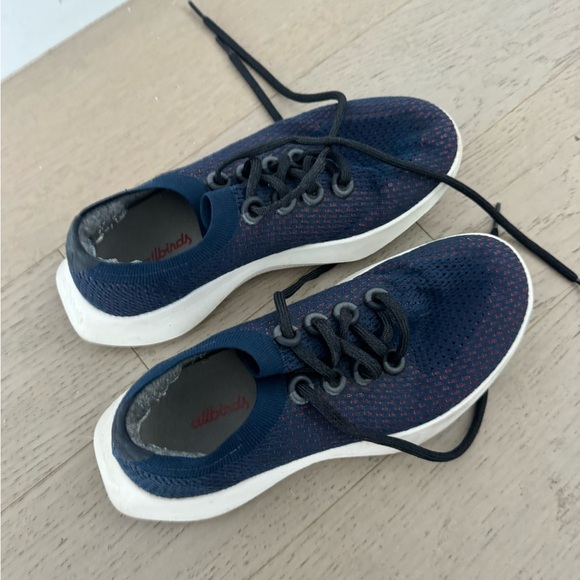 Allbirds Tree Dasher Lace Up Shoes - Picture 4 of 8